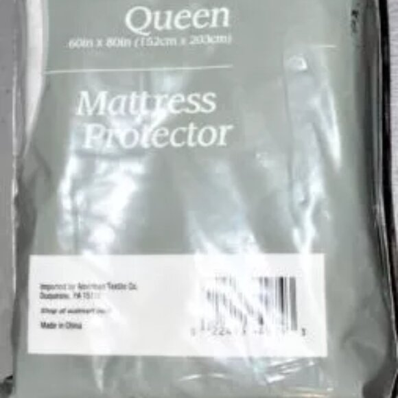 Basic Bedding Zippered Vinyl Mattress Protector - Queen - Picture 4 of 4